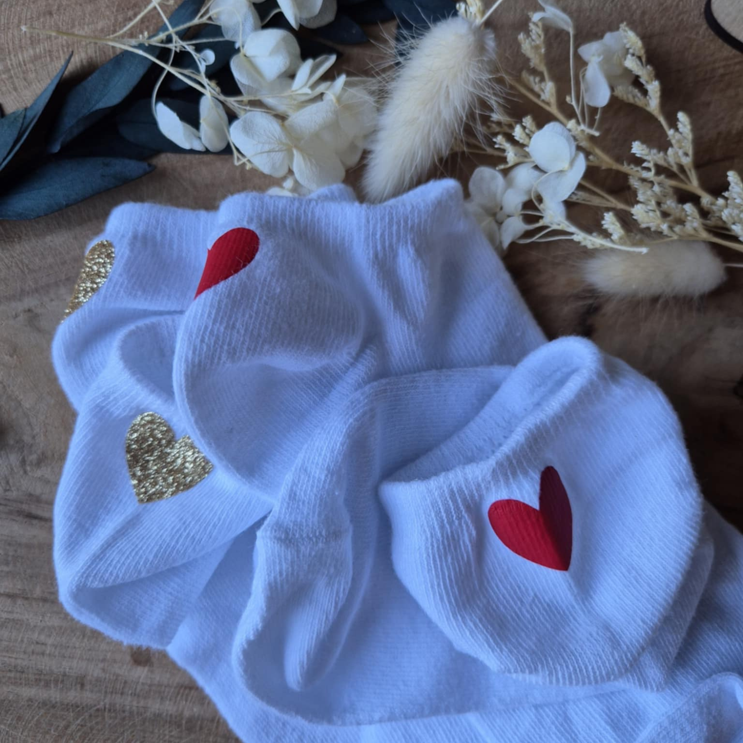 Chaussettes Brodées avec Cœur – Image 2