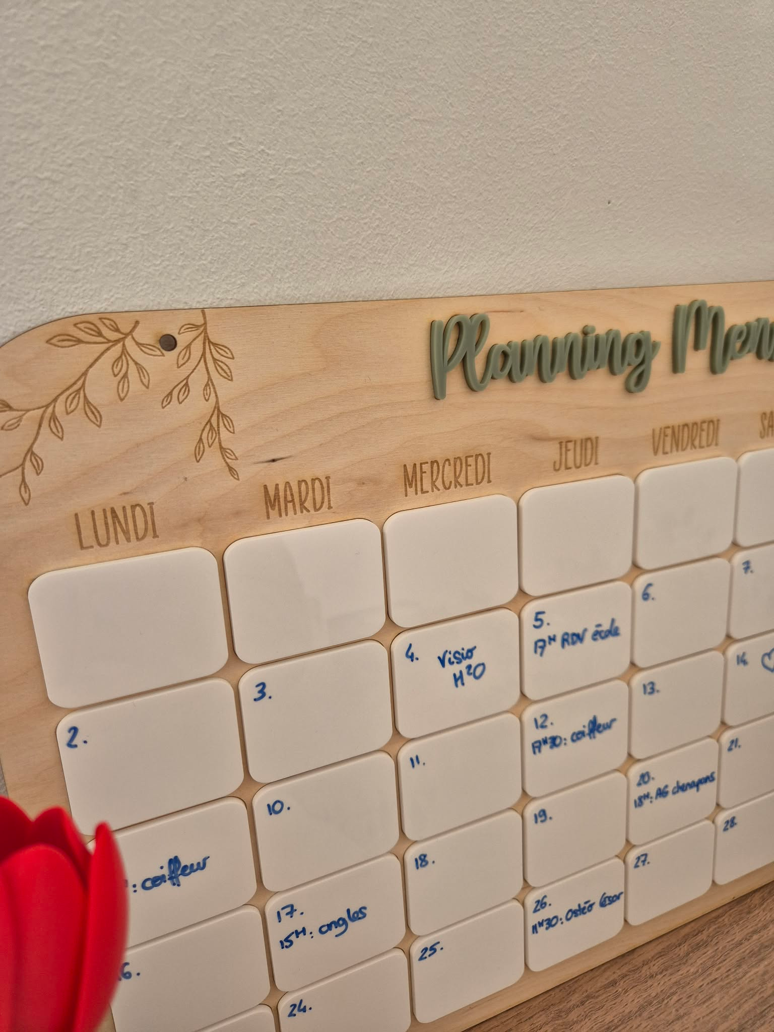 Planning mensuel en bois – Image 2